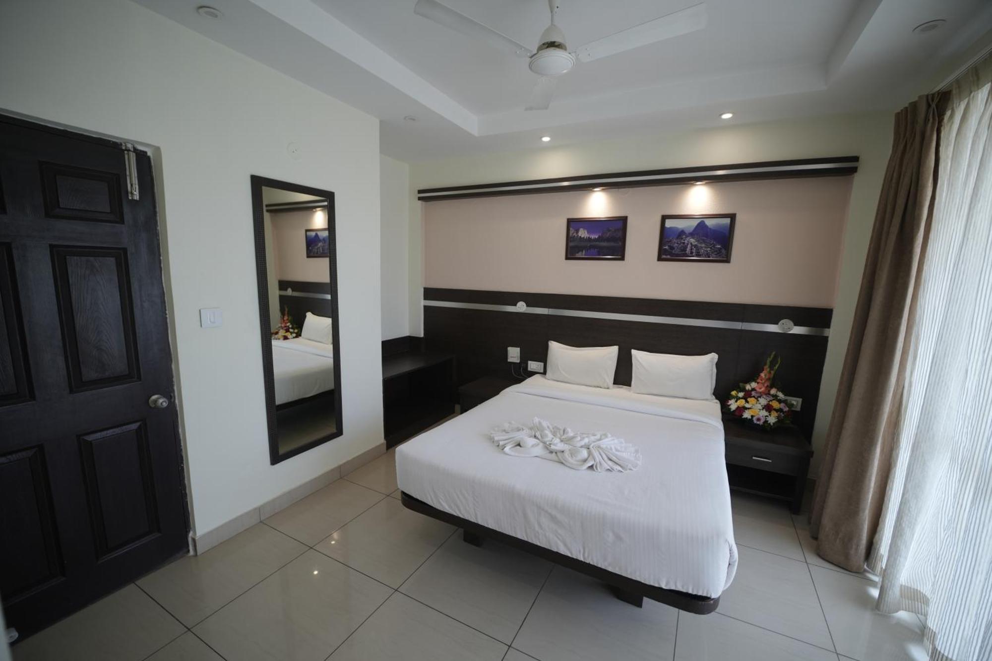 Hotel Nagarjuna Suites บังกาลอร์ ภายนอก รูปภาพ